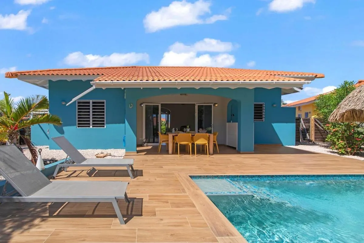 Holiday home Barku Di Bela Villa Willemstad