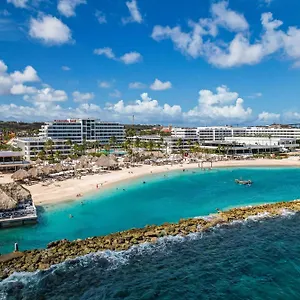 4* Ośrodek wypoczynkowy Mangrove Corendon Curacao Resort, Curio By Hilton